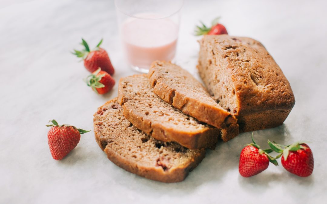 HOW TO MAKE STRAWBERRY BREAD