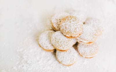 Banana Cream Whoopie Pies