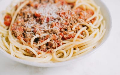 SPAGHETTI WITH CLASSIC BOLOGNESE SAUCE