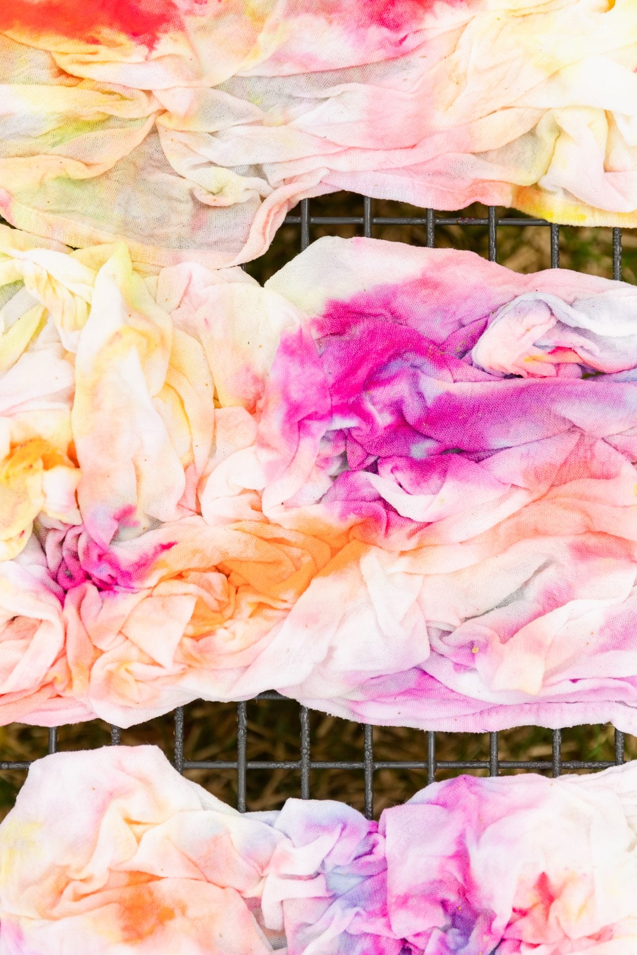 HOW TO ICE DYE FABRIC Pretty Together