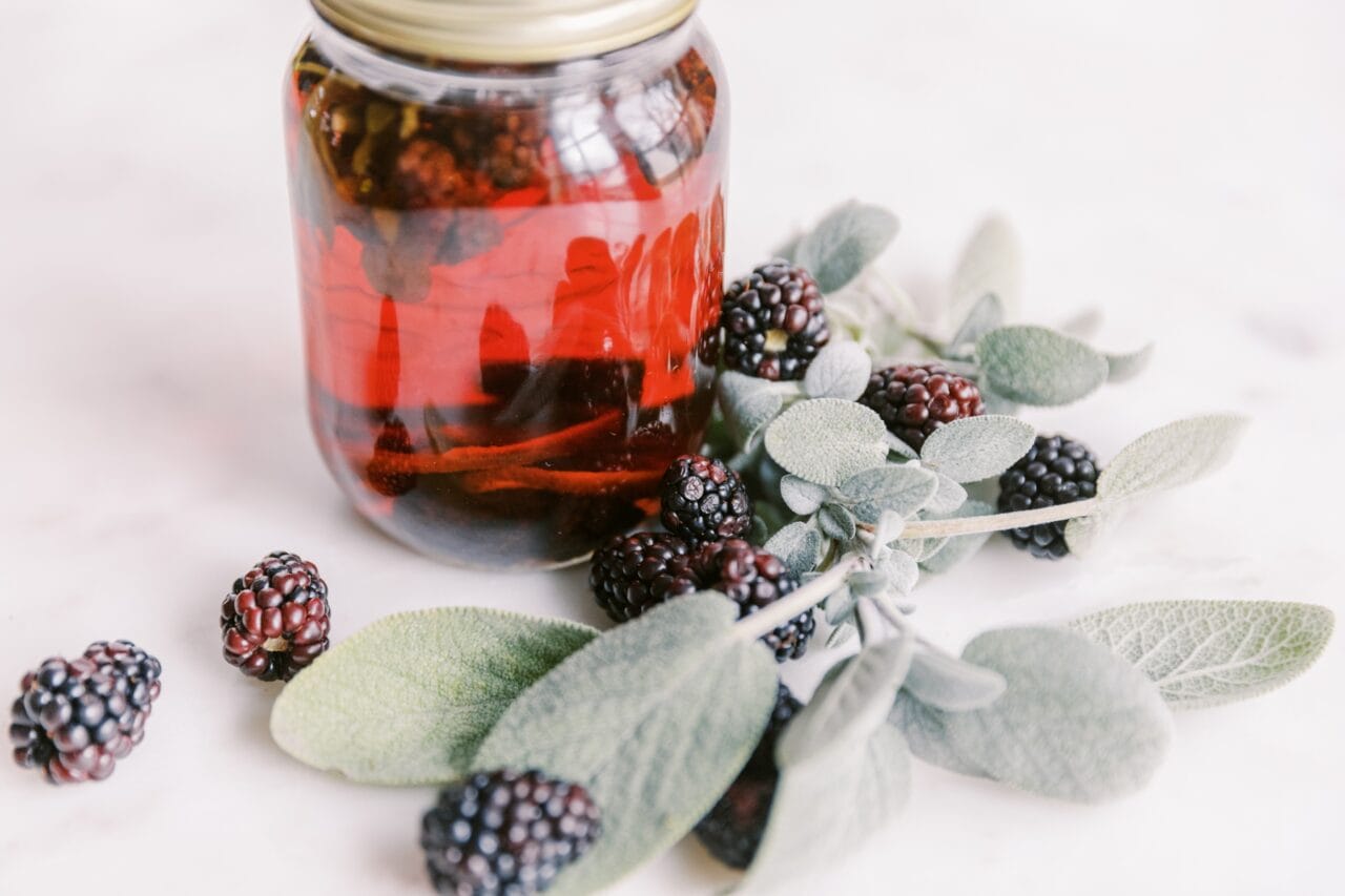 DIY Cocktail Infusion Kits Pretty Together