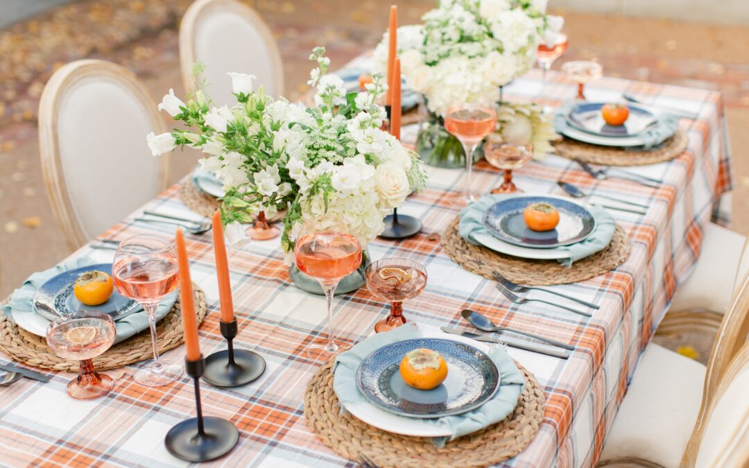 This Thanksgiving Table is Mad for Plaid