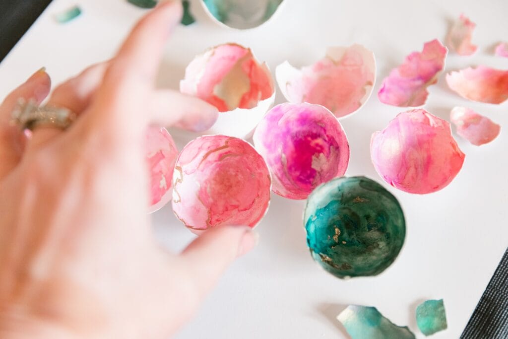 How to Create Kintsugi Eggshell Art - Pretty Together