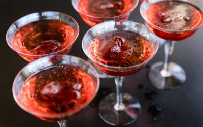 HIBISCUS CHAMPAGNE COCKTAIL