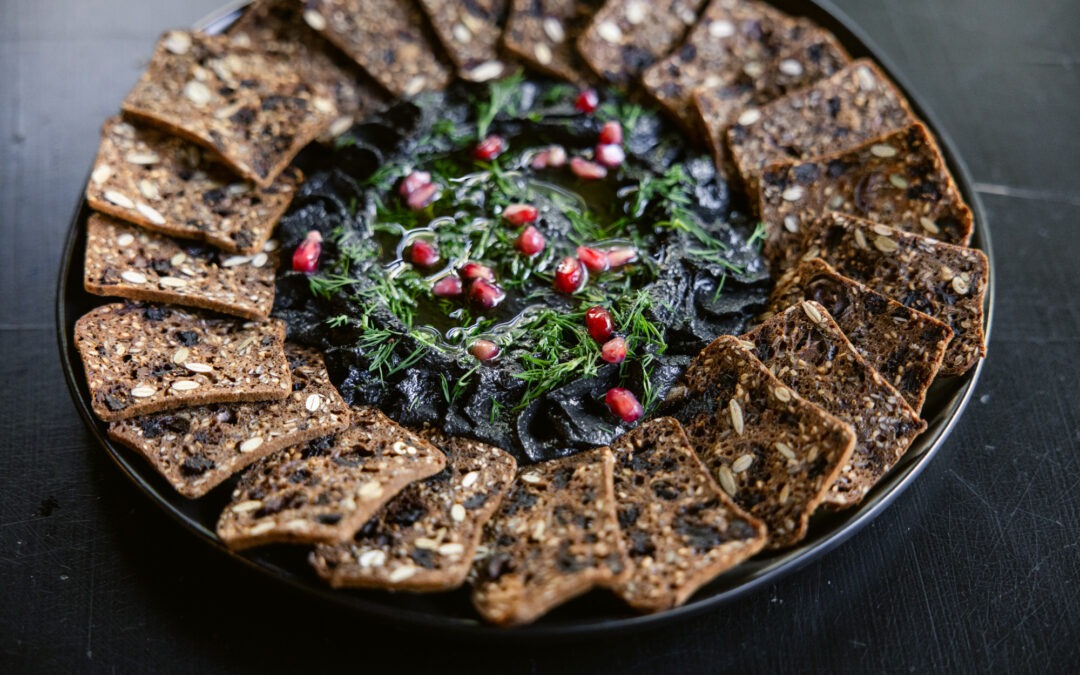 Witch’s Brew Black Hummus | The Chicest Dip at Your Halloween Party