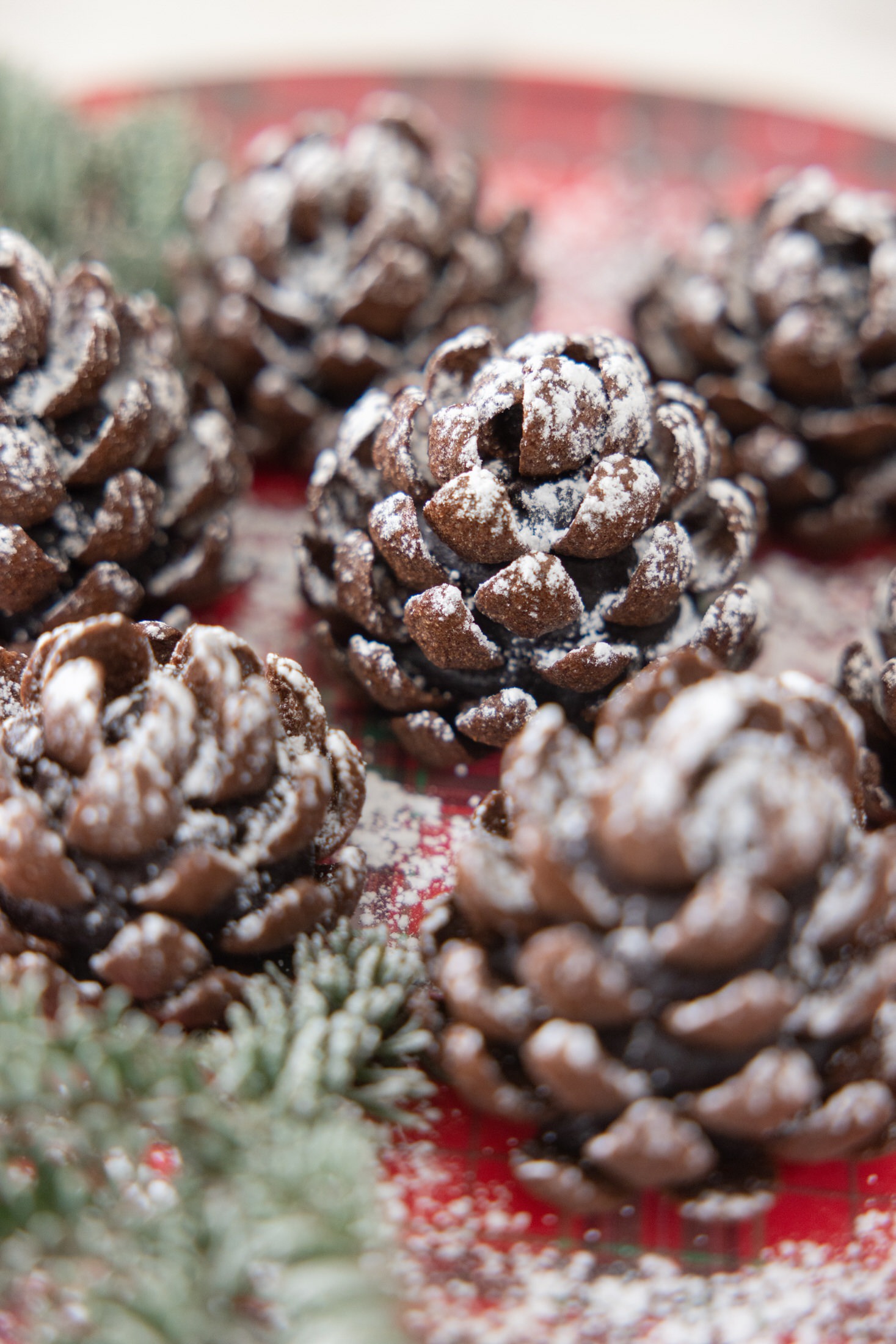 edible holiday pinecones christmas cookies cake balls7