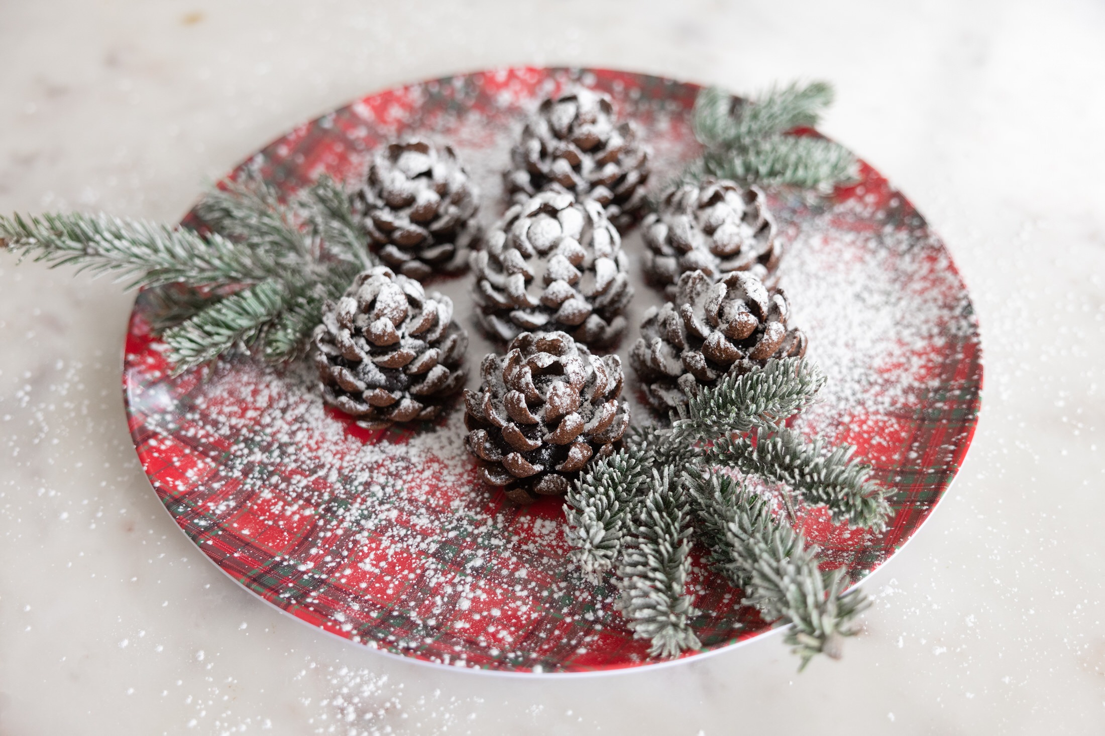 edible holiday pinecones christmas cookies cake balls8