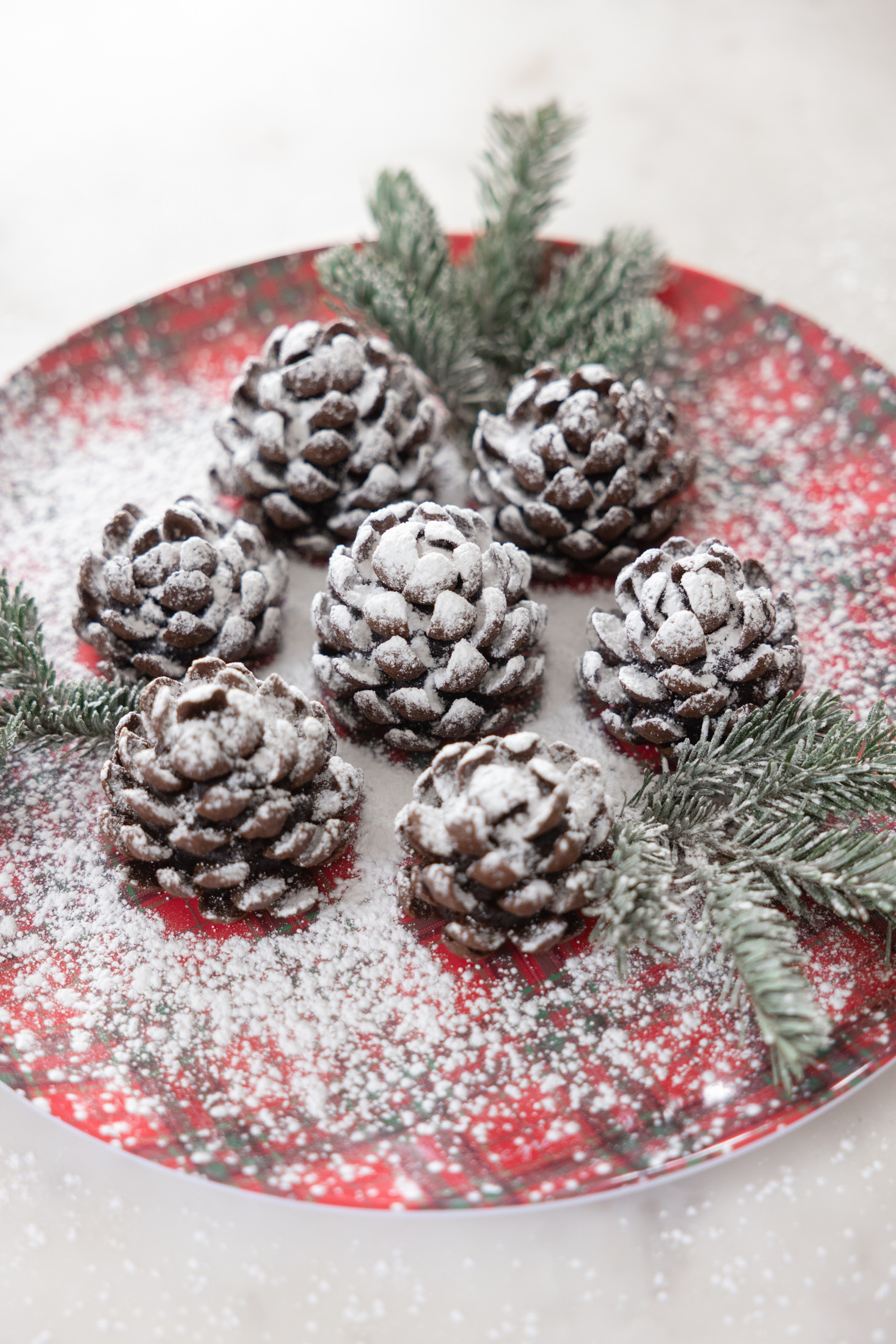 edible holiday pinecones christmas cookies cake balls9