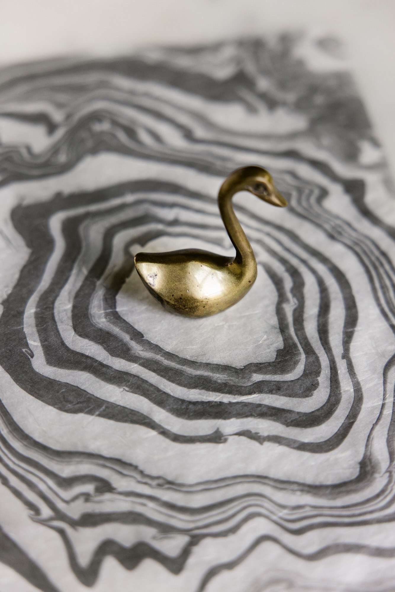 Suminagashi-japanese-marbling-how-to-14